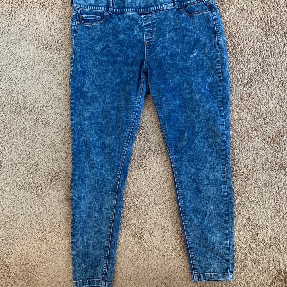Plus Size Stretchy Acid Wash Jeggings